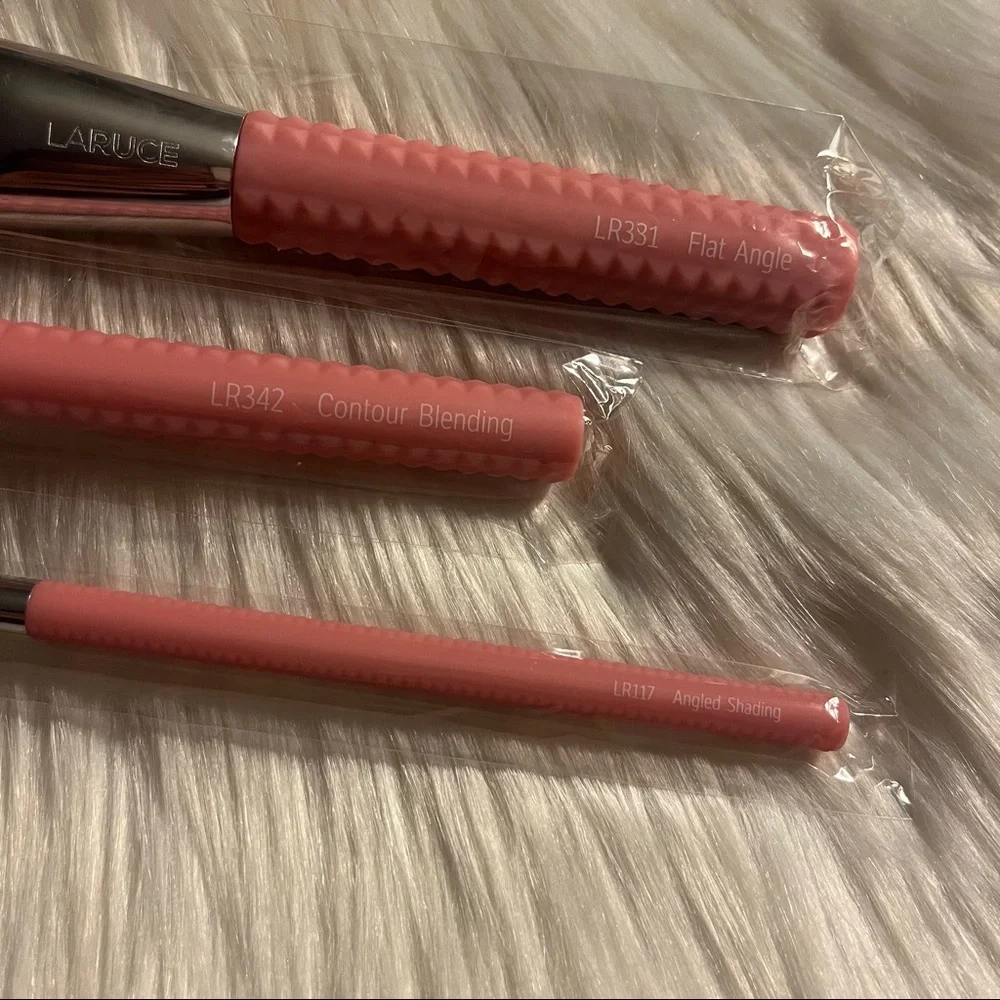 Laruce Beauty Contour Brush Set 💓